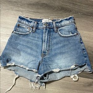 Abercrombie High Rise Cut Off Short
